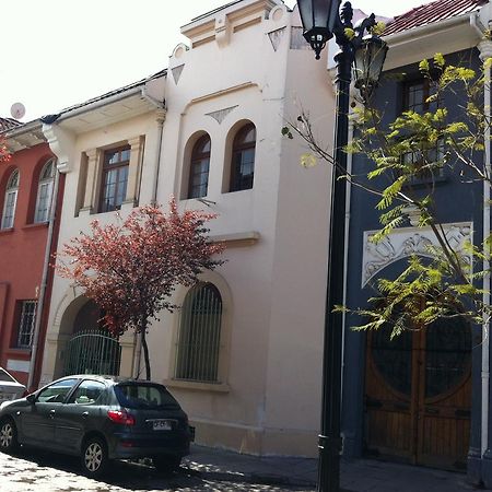 Patio Yungay Bed & Breakfast Santiago Exterior photo